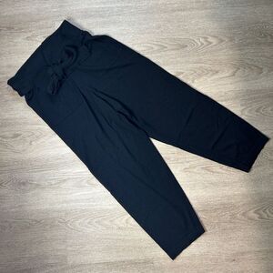 ZARA | Black Knit Cropped Pants with Tie Size Large